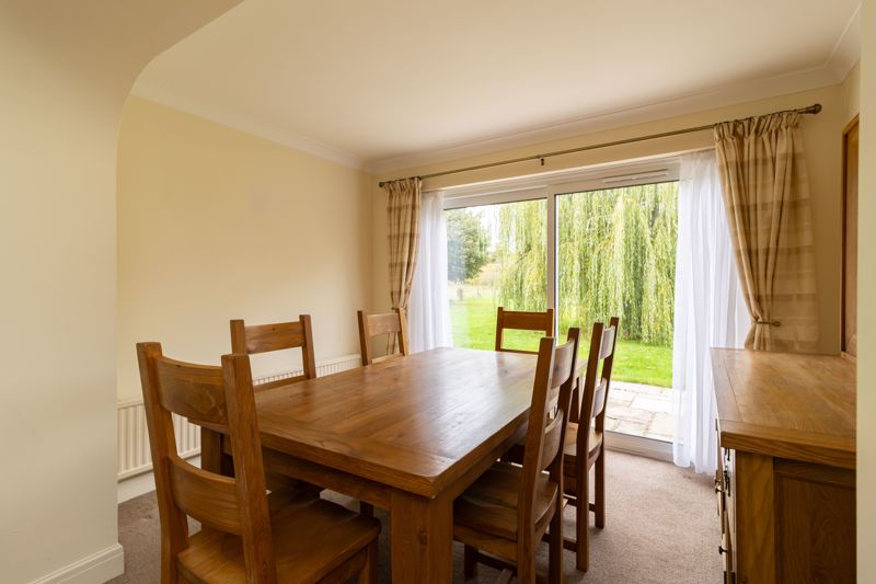 6 Rushton Avenue South Godstone